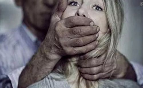 最奇葩的强奸犯：消耗太大索要营养费被判4年