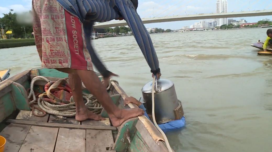 泰国水下寻宝者 (泰国的寻宝淘金者)