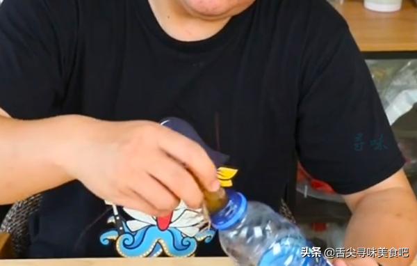 冻虾需要去虾头吗,买的冻虾虾头咋处理