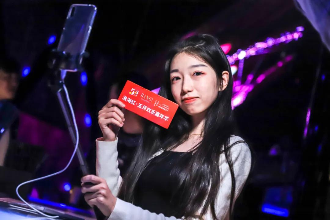 淮海路“红牌”倾城出动,回顾TA的精彩8小时