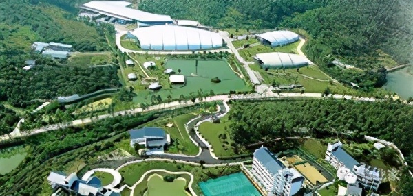 景田百岁山创始人周敬良的儿子,景田创始人周敬良国籍