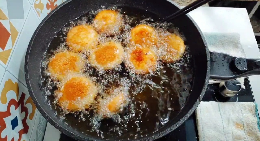 脆皮油炸流心糖糕做法,油炸糖糕配方做法