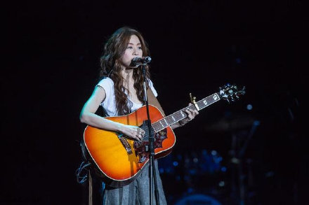 文青和陈绮贞的关系,陈绮贞恋爱18年完整版