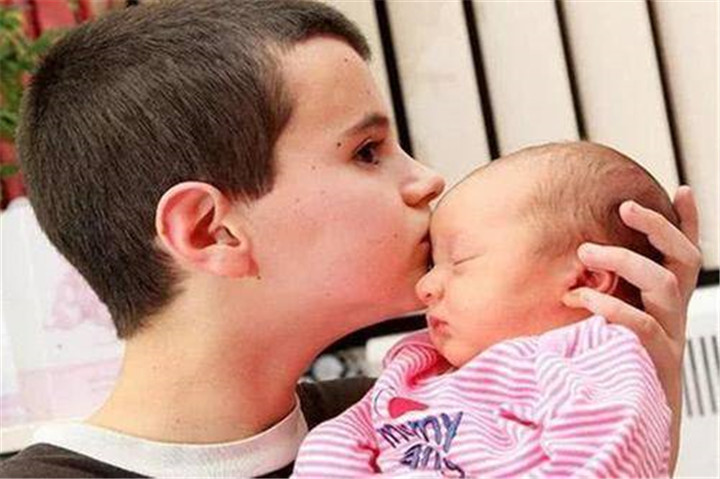 当年早恋现在怎么样了,十年前早恋和现在早恋