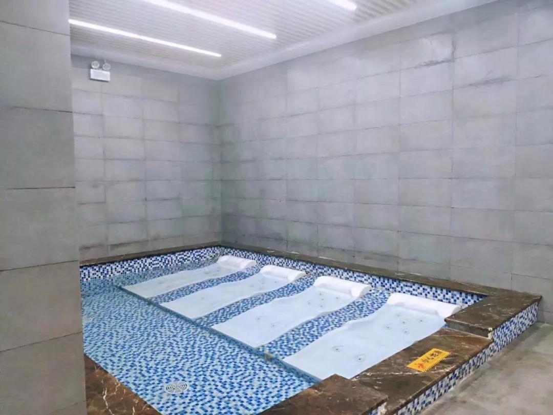 洛阳梦桃源2号会议厅,洛阳梦桃源度假村附近酒店