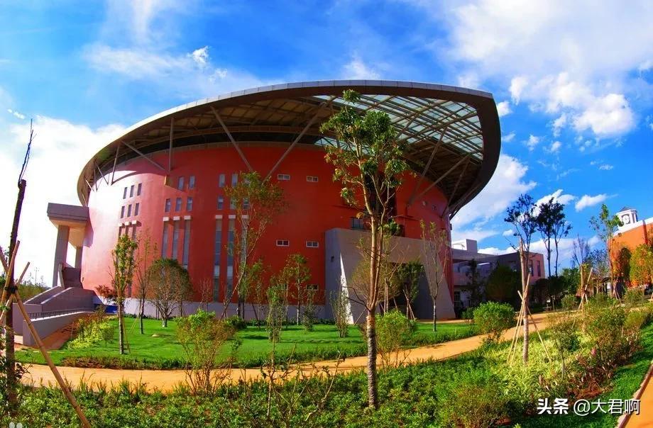 昆明市第三中学西山学校,昆明市高新区第三中学