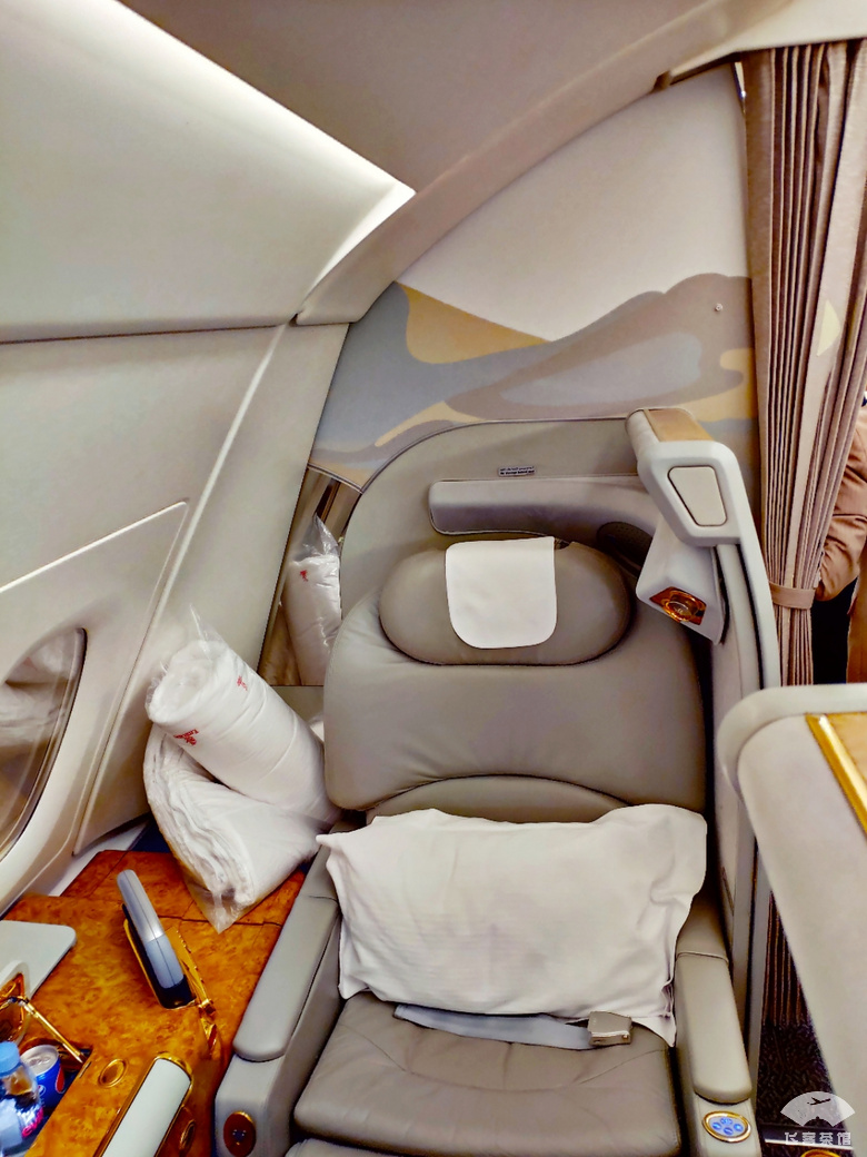 阿联酋航空a380头等舱套房解说 (土豪体验阿联酋航空a380头等舱)