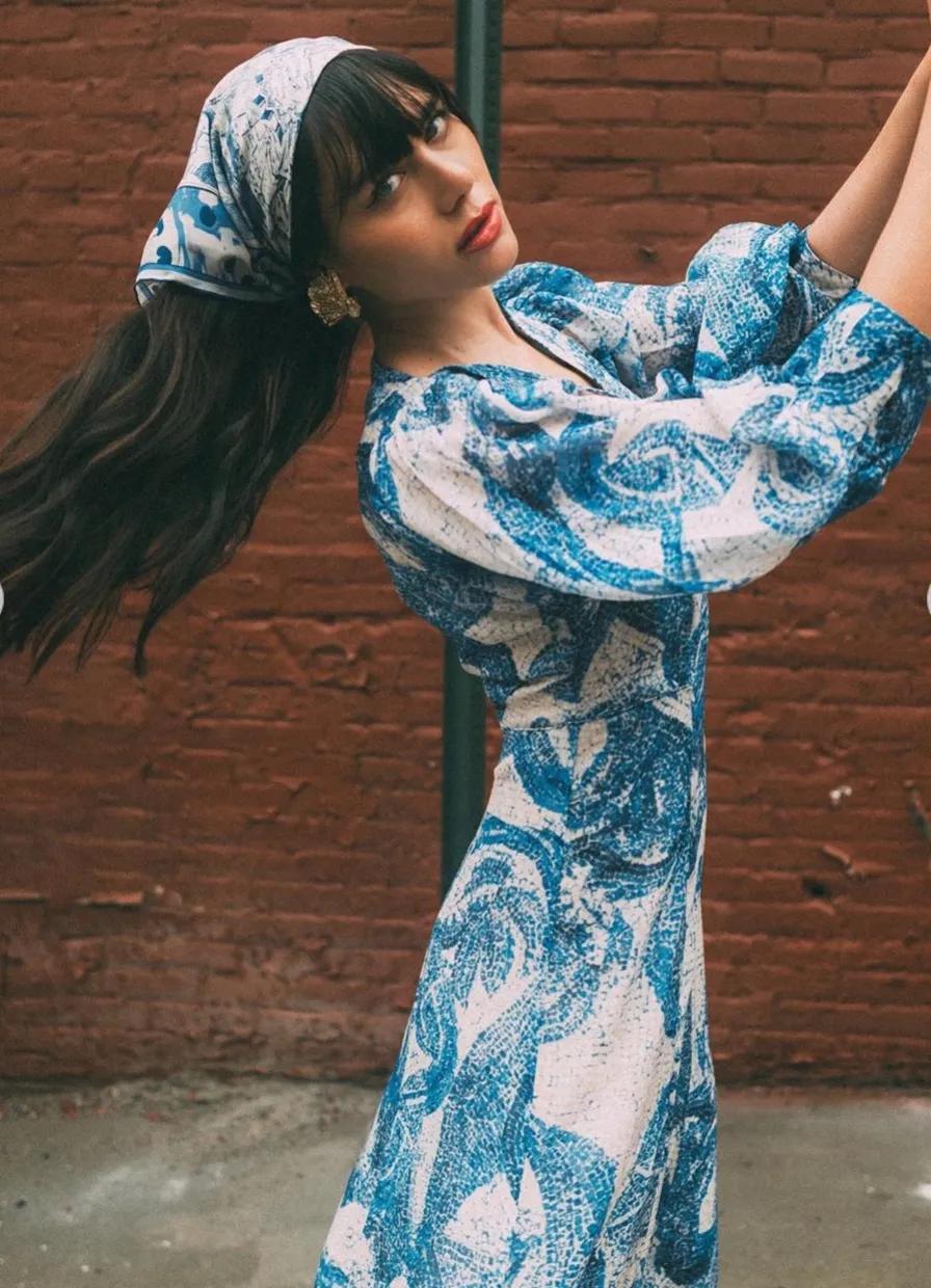 丝巾的100种系法,90x90方形丝巾的系法慢动作视频