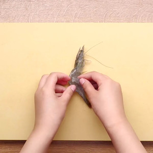 在家怎么做干锅虾好吃视频,怎么做虾干锅好吃又简单