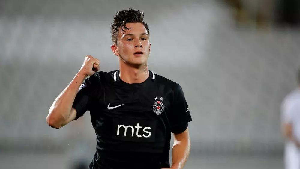 世界足坛十大昙花一现的球员,2017世界足坛妖人门将