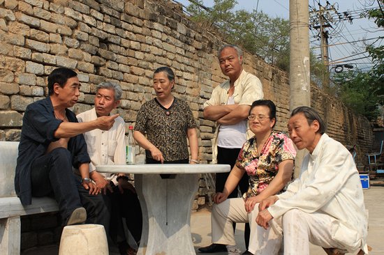 农村人说话嗓门大好吗,为什么农村人在外面说话很大声