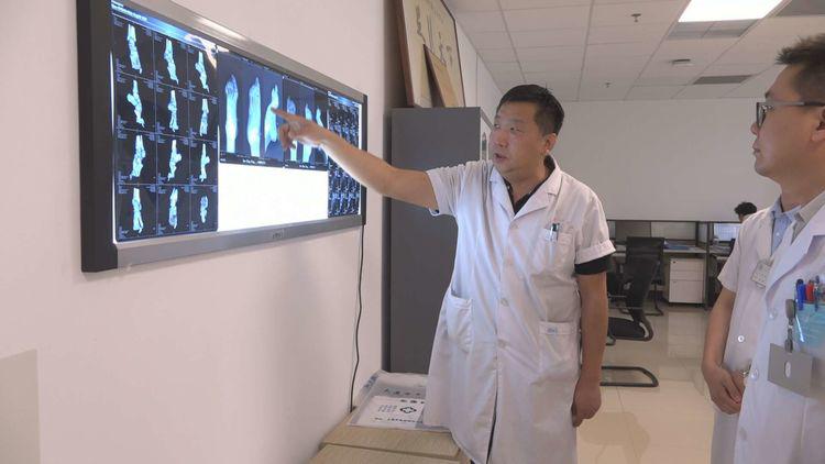 太原中心医院骨科汾东一病区完成首例ilizarov外固定矫形高弓足