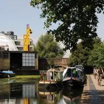 长成这个样子的厕所，我猜你一定没见过