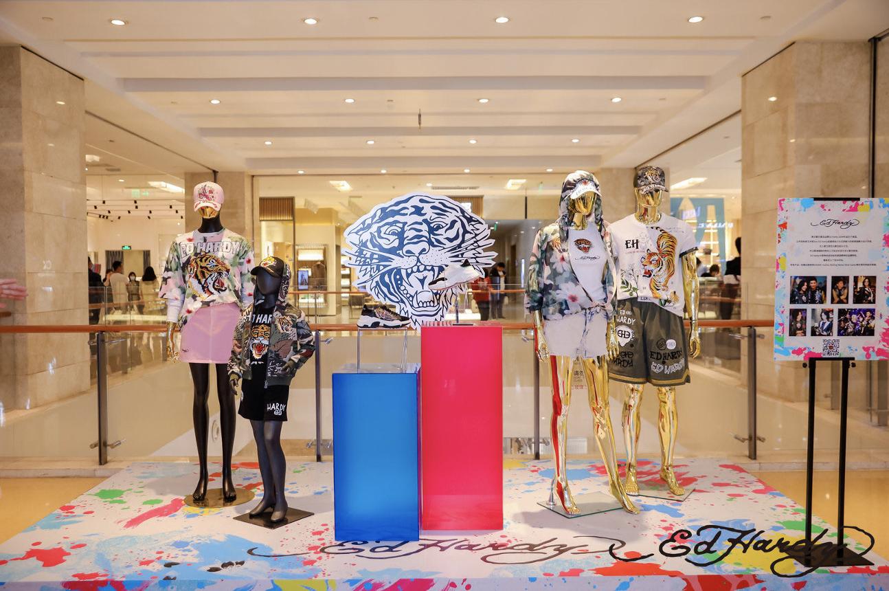 张柏芝来大卫城,张柏芝时装店