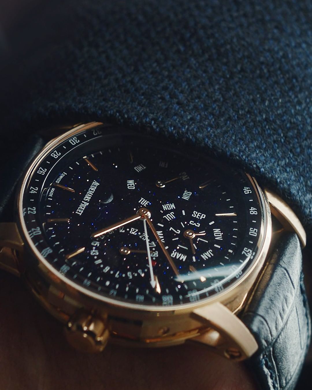 买手表的时候老婆不高兴,老婆给我买表可我高兴不起来