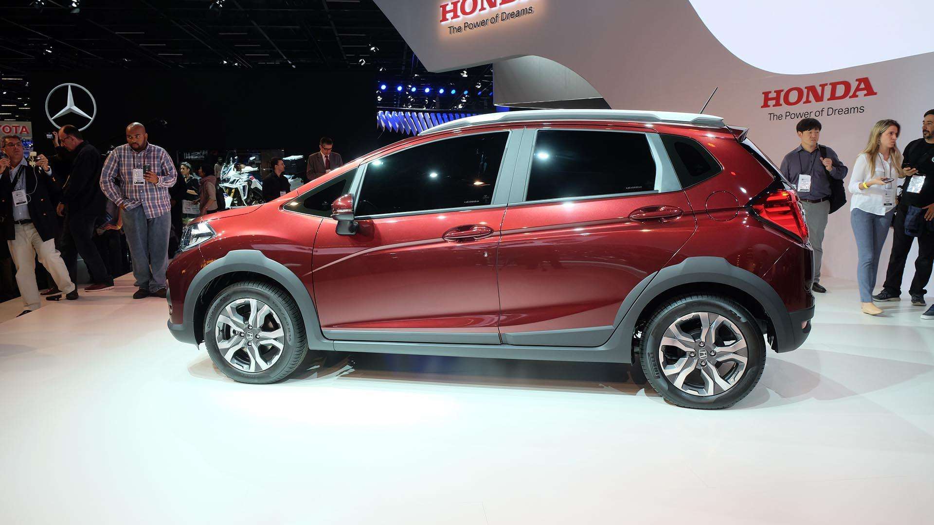 缤智1.5跟飞度1.5一样的发动机吗,本田2023缤智和飞度哪个更值得买