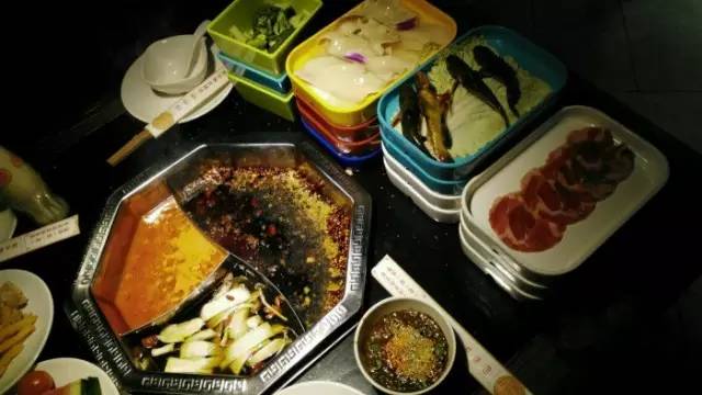 武汉人均200-300自助餐厅,武汉10-15人推荐的餐厅