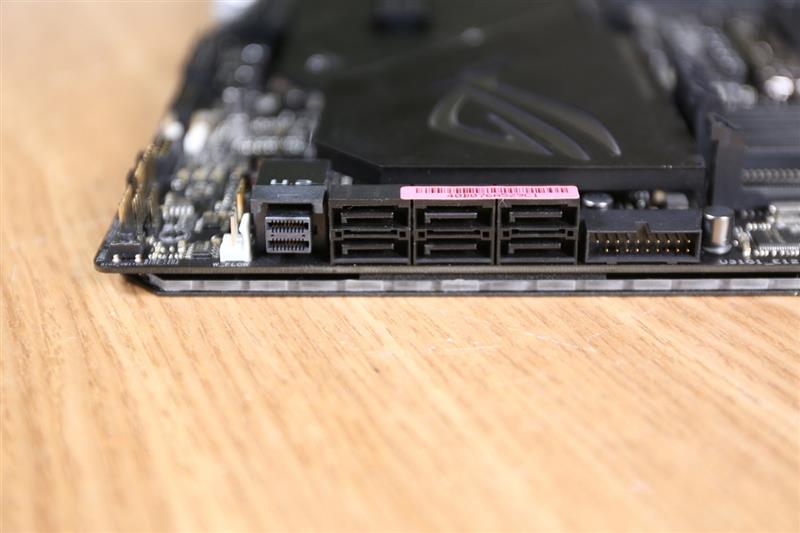 rogrampage系列工作站主板,rogrampageviextreme主板硬盘