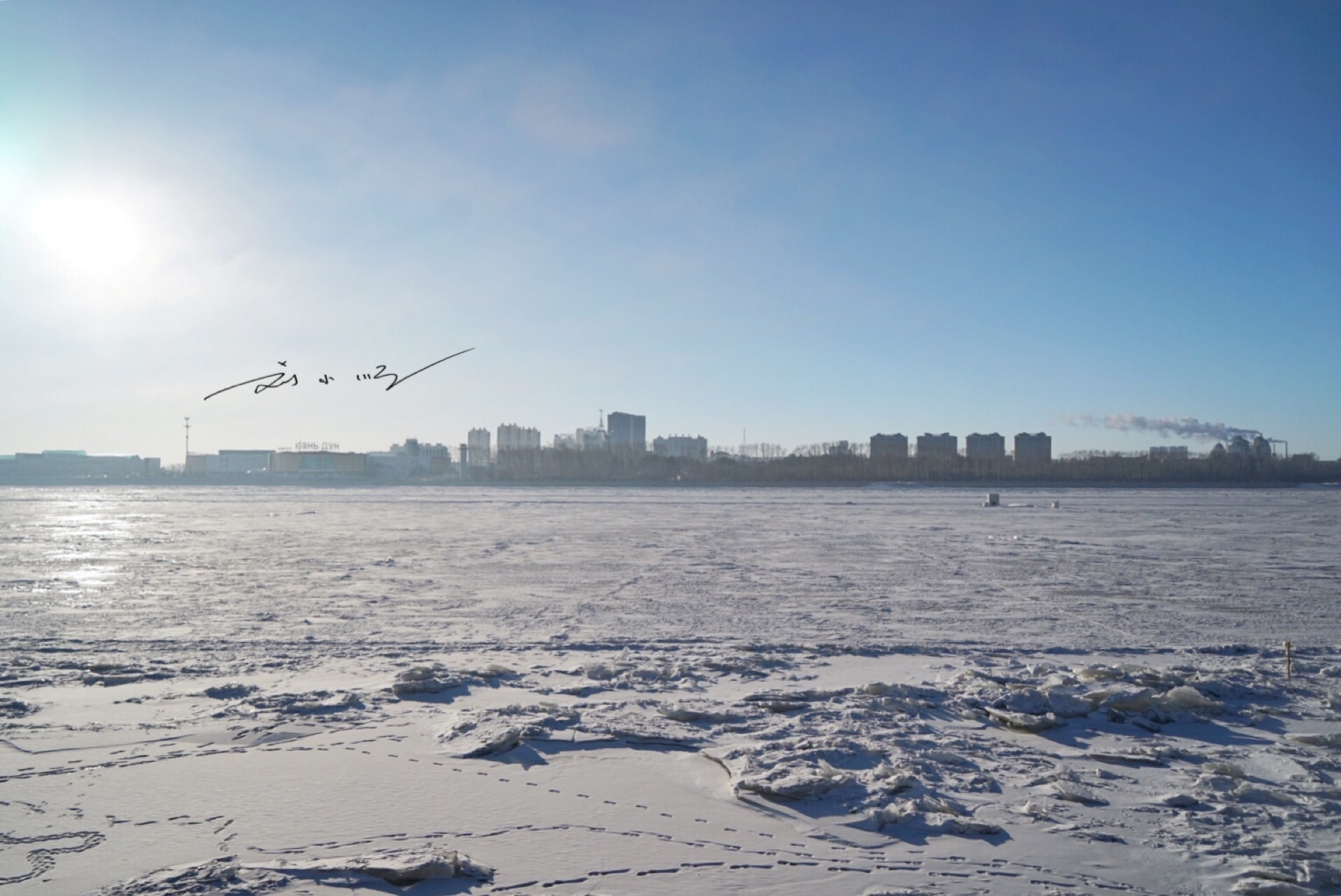 俄罗斯旅游买蜜蜡琥珀,去俄罗斯旅游买琥珀有假吗