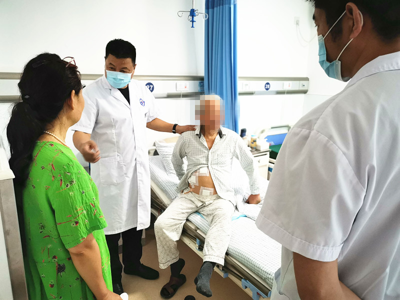 89岁老人腹部疼痛？已致危重！胃病？不，这是胆囊炎