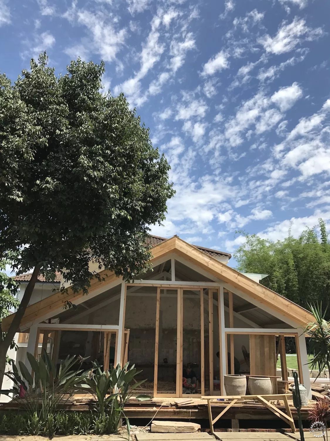 sasa，西西，设计师老王和三圣乡的“亲家DearHome”