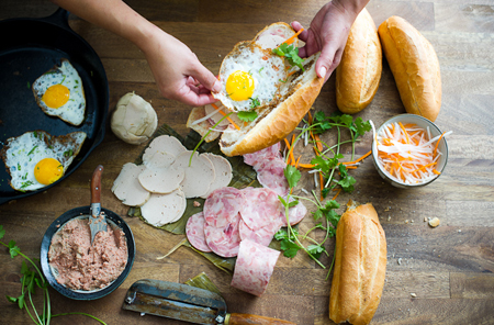 去越南旅游要买什么吃的,去越南旅游越南有什么美食呢