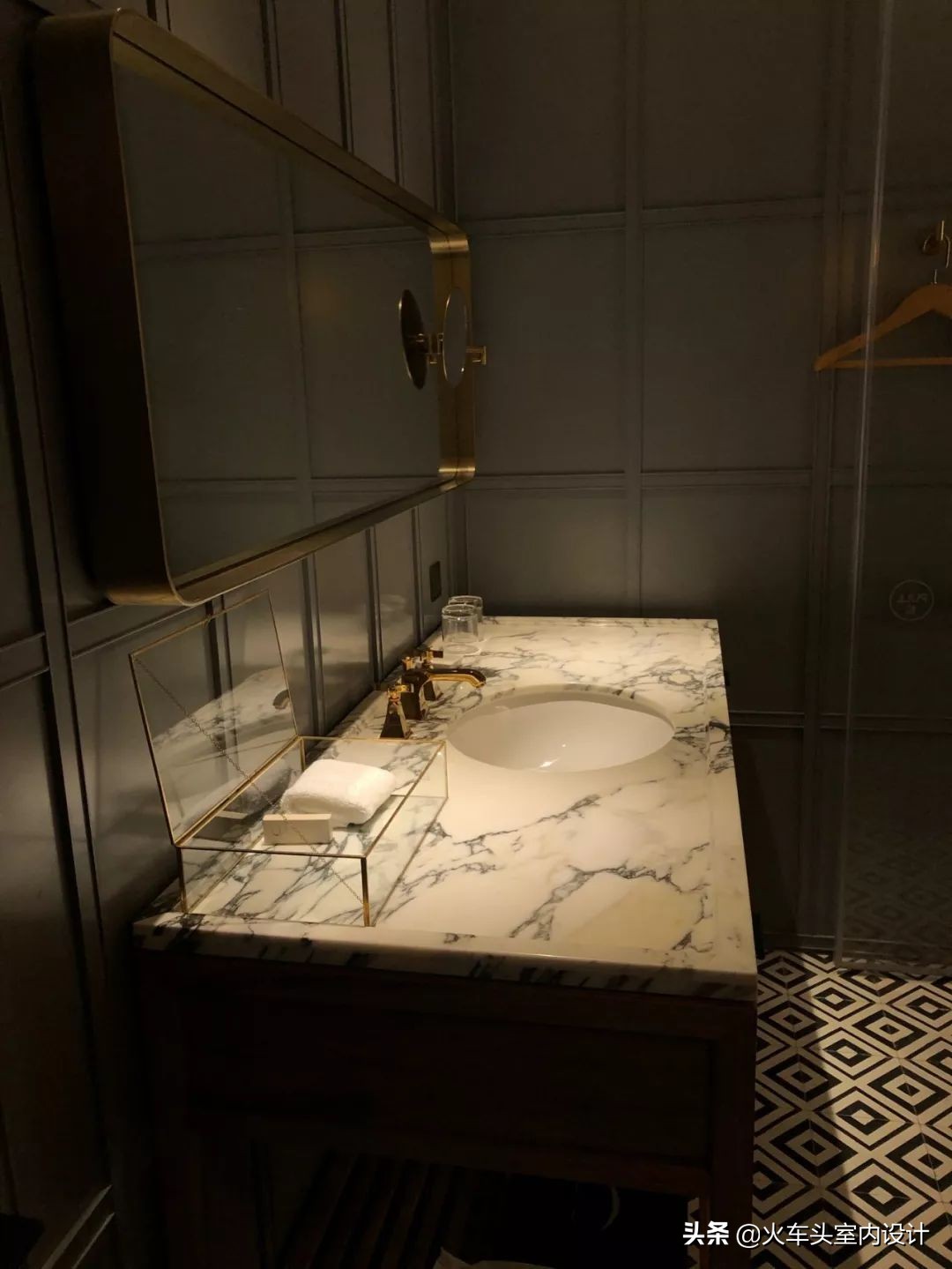 最年轻时尚设计师,最清醒的一代人