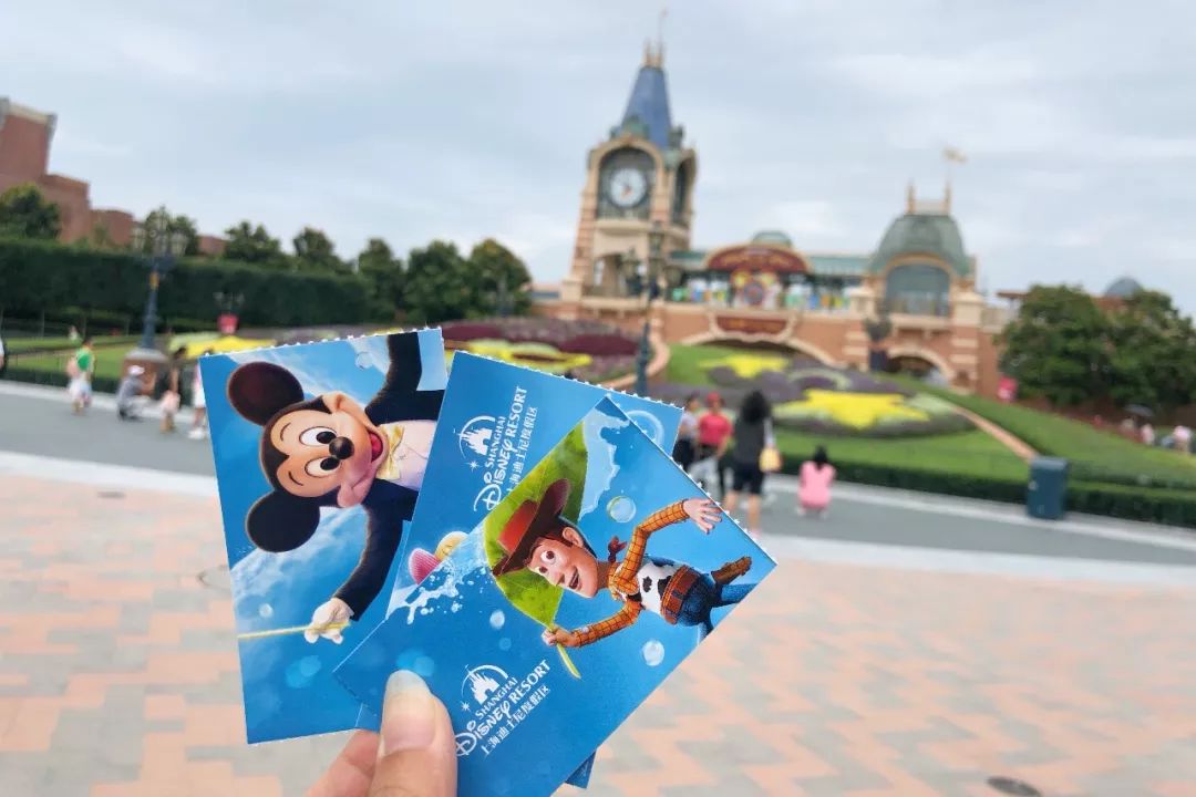 暑假去重庆两个人多少钱,暑假两个人去西藏需要多少钱