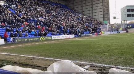 中国足球队员每年挣多少钱,中国球员每年赚多少钱