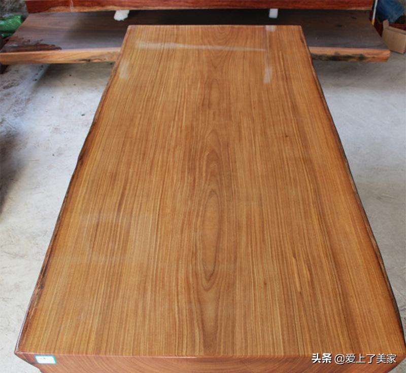 金丝柚木和金丝楠木哪个贵些,金丝楠木和红木区别