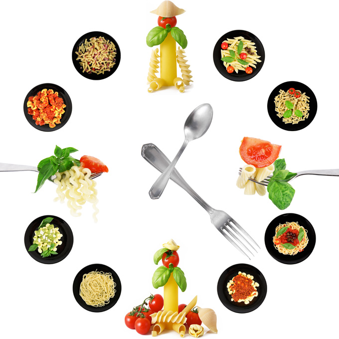 宝妈奶水不足宝宝哭得很凶好无奈,宝宝奶水太急就哭