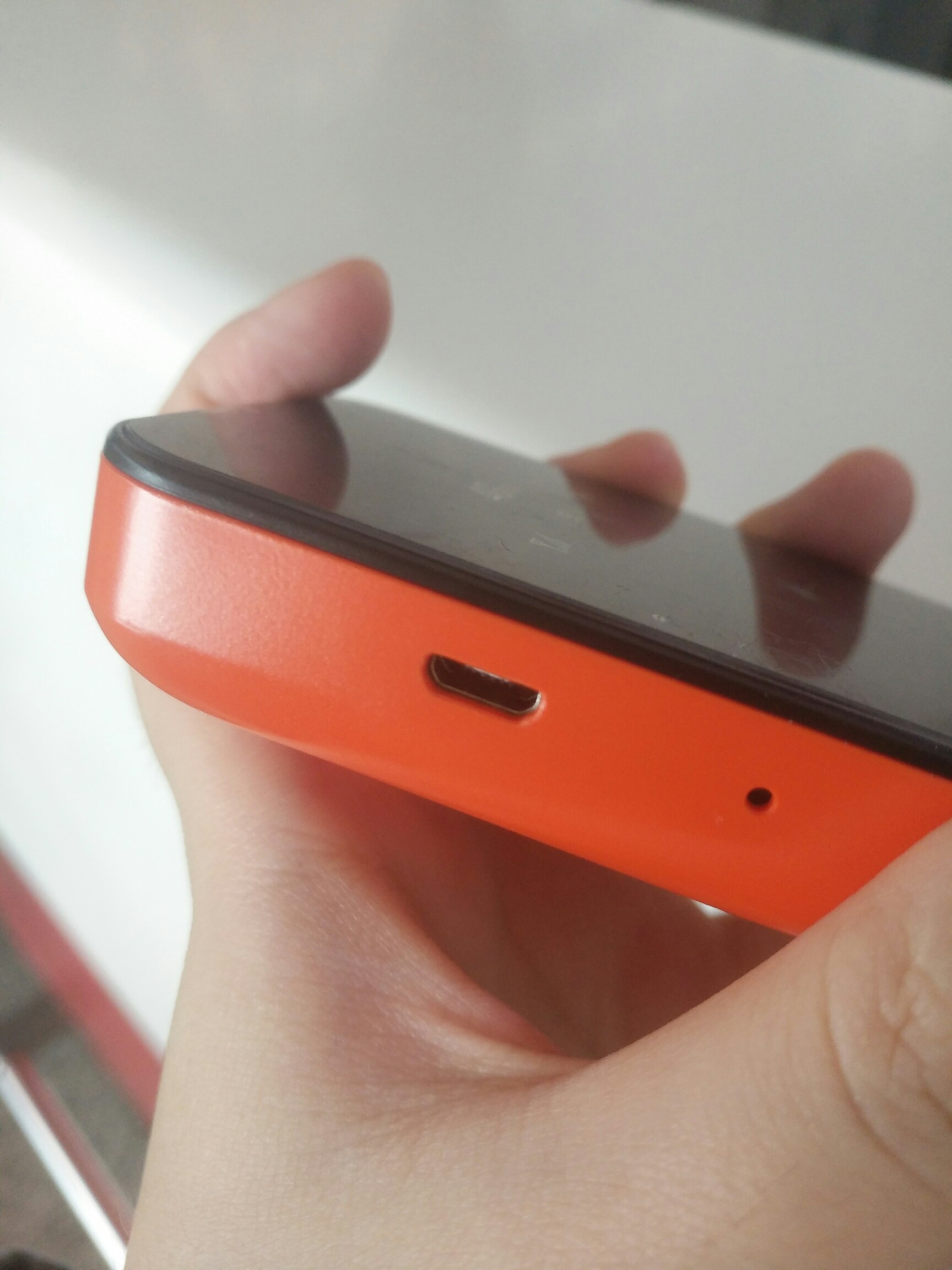 泰国旅游，怎样买上网卡性价比高，使用方便