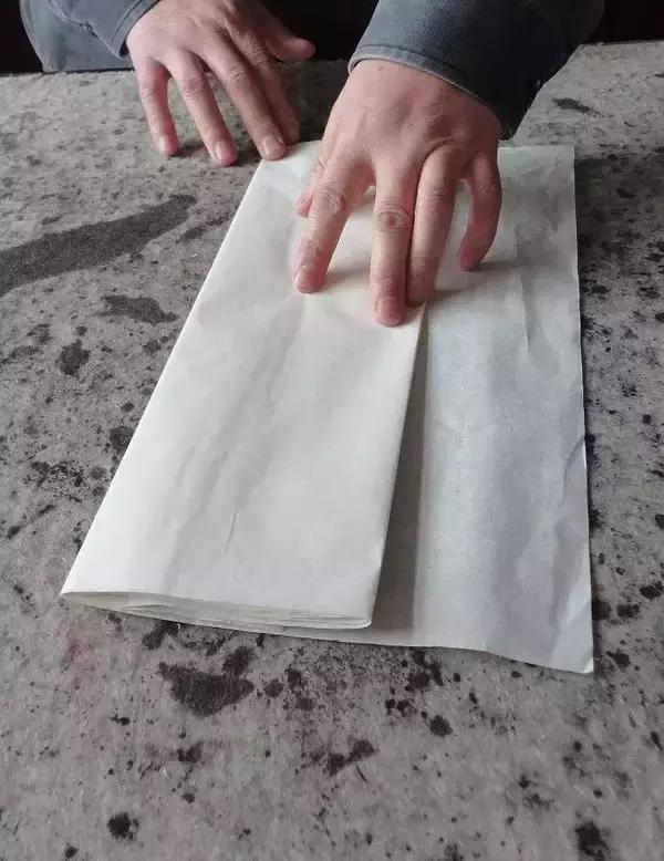 对联折纸方法,书法五言对联折纸方法视频教程