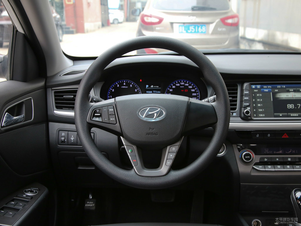 现代名图优缺点,16款现代名图优缺点