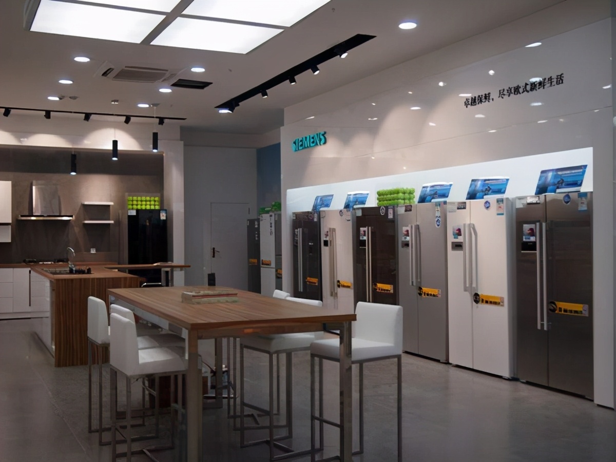 在农村卖家电赚钱吗,在一个小镇上卖什么东西挣钱