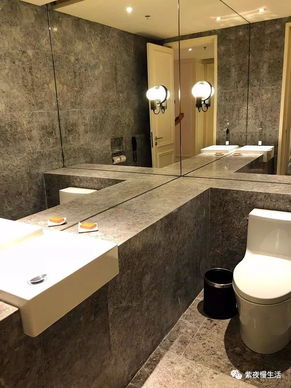 大连金石滩希尔顿酒店海景,大连鲁能希尔顿度假酒店海景房