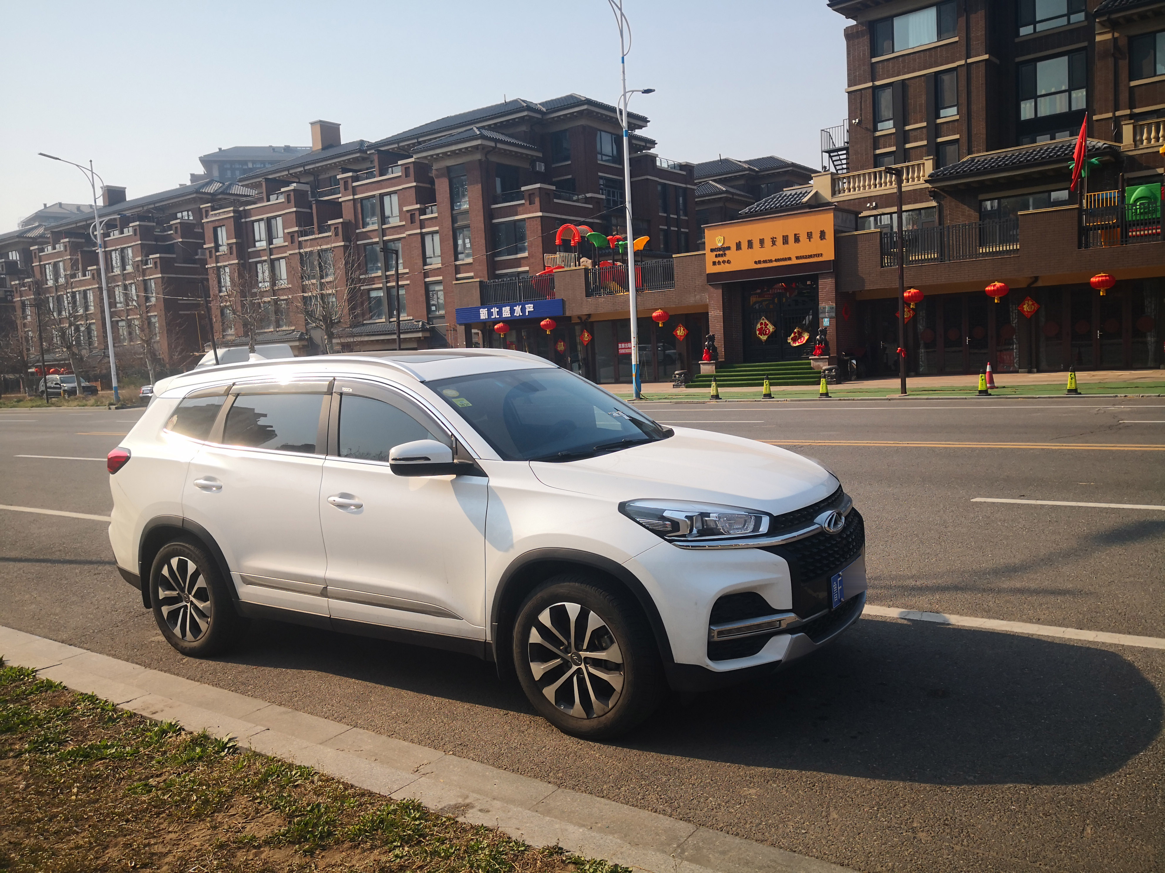 瑞虎8鲲鹏版1.6t和瑞虎8plus1.6t,奇瑞瑞虎8plus1.6t2022款区别