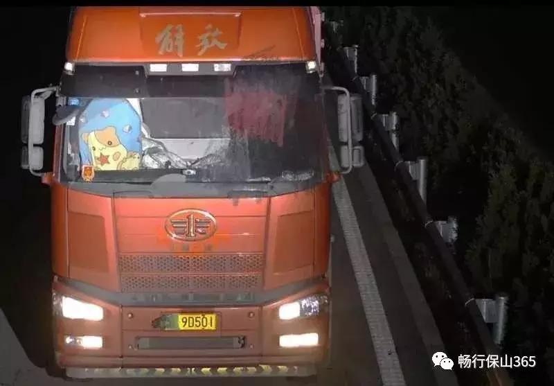 高手在民间拦阻索,高手在民间一点破绽都看不出来