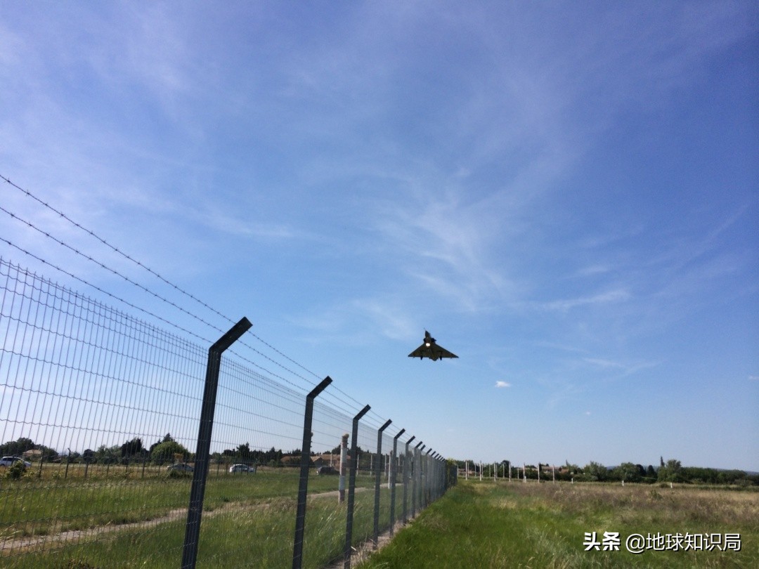 在空军基地旁边住了6年，我都看见了啥？