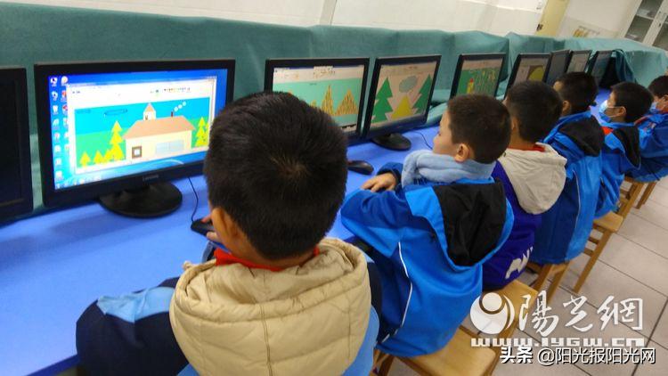 陕钢子校,初中组电脑绘画作品