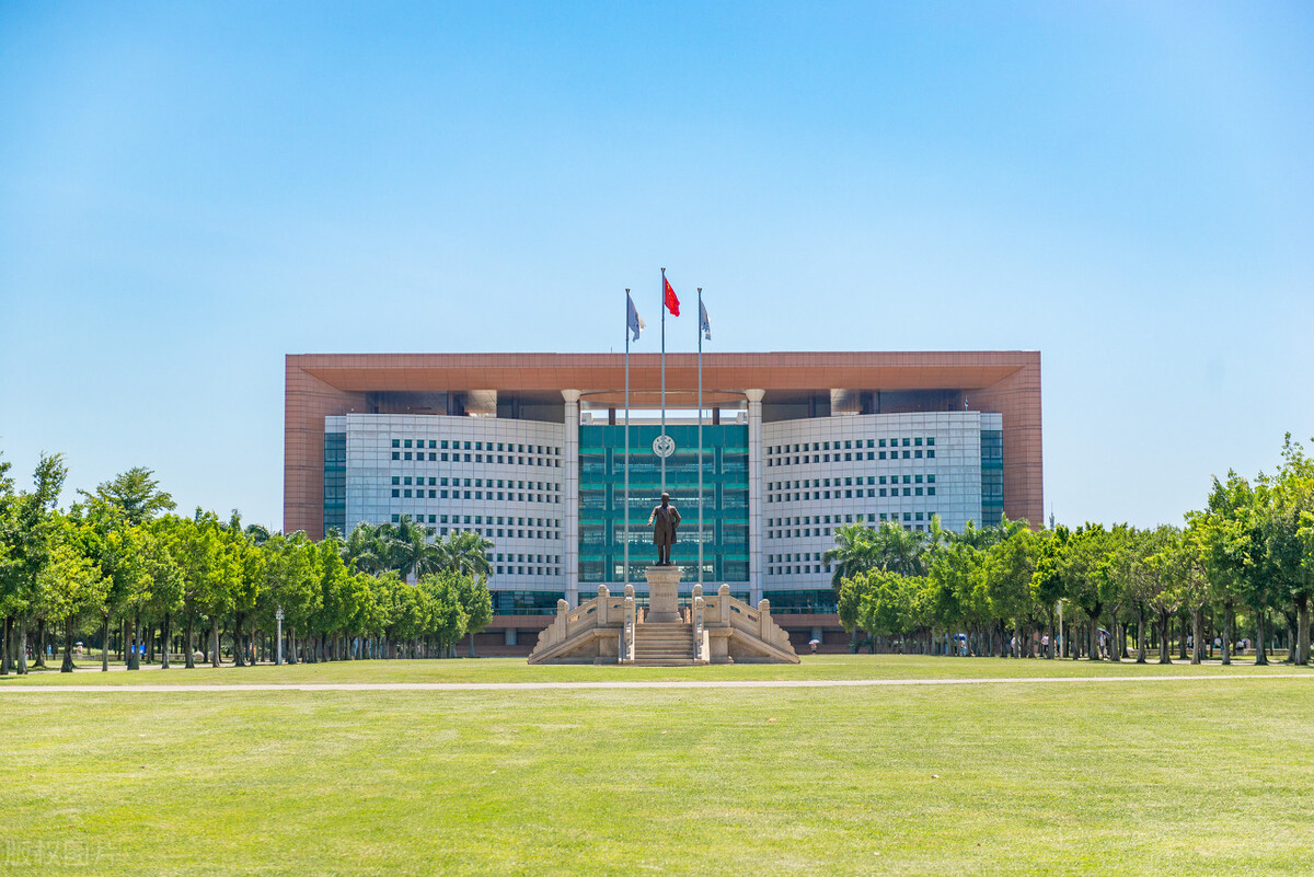 中山大学口腔医学专业在全国各省的录取线来了