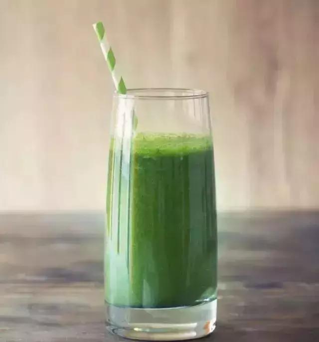 大麦青汁的排毒优点,大麦若叶青汁抗癌有什么效果