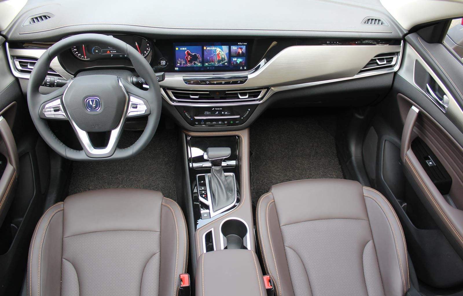 开东南dx3新疆旅游,开东南dx3在路上的视频抖音