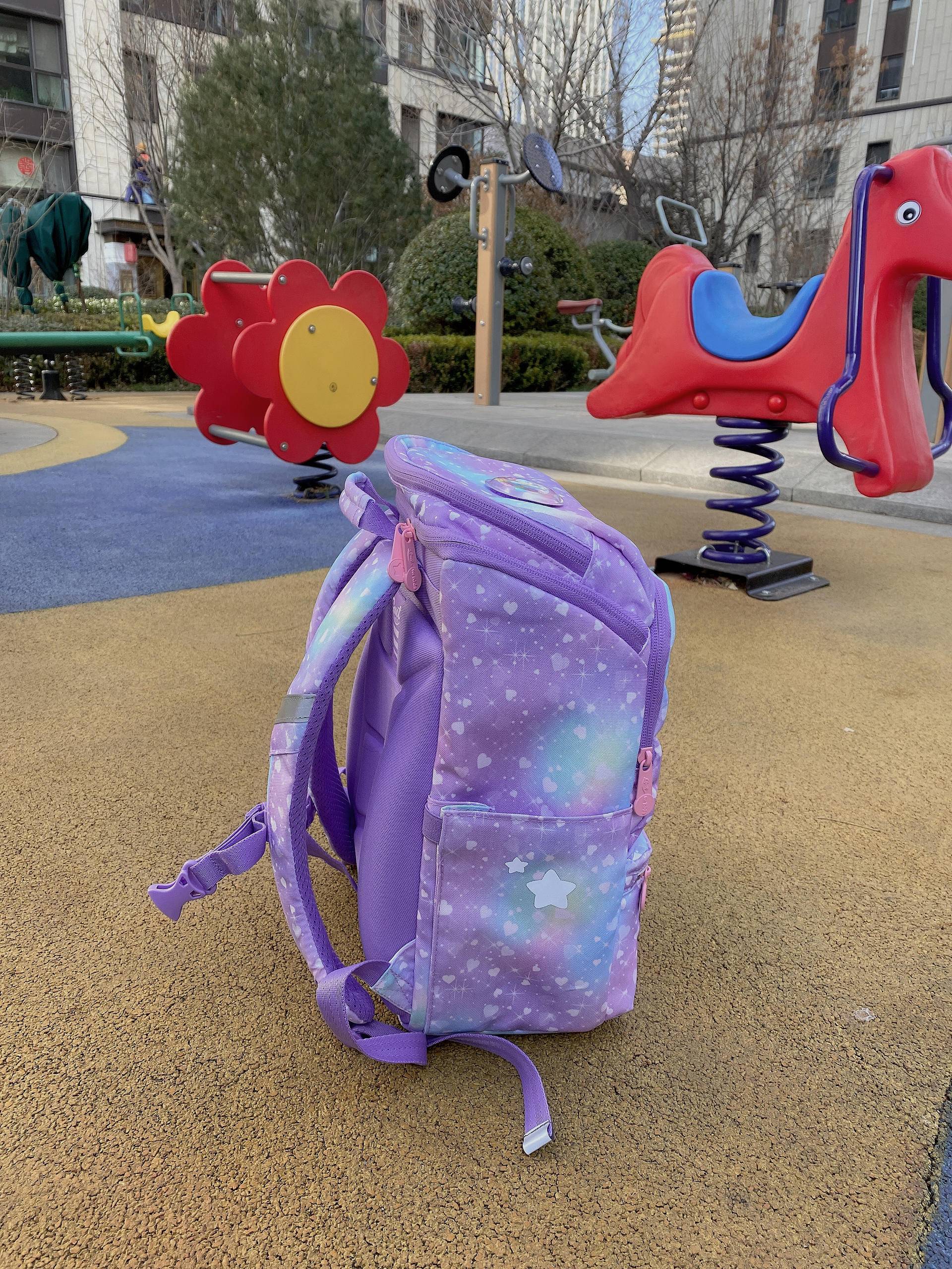 学生书包选颜值？称重量？不，看保护性！GMT护脊书包试用