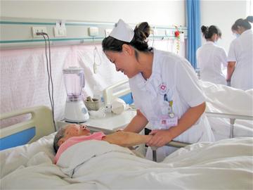 车祸的护理费是保险公司赔吗,车祸终身残疾护理费怎么赔