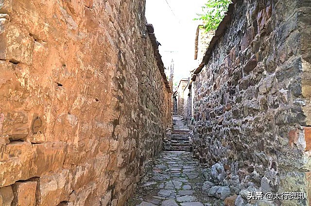 武安古村落视频,探秘石头村