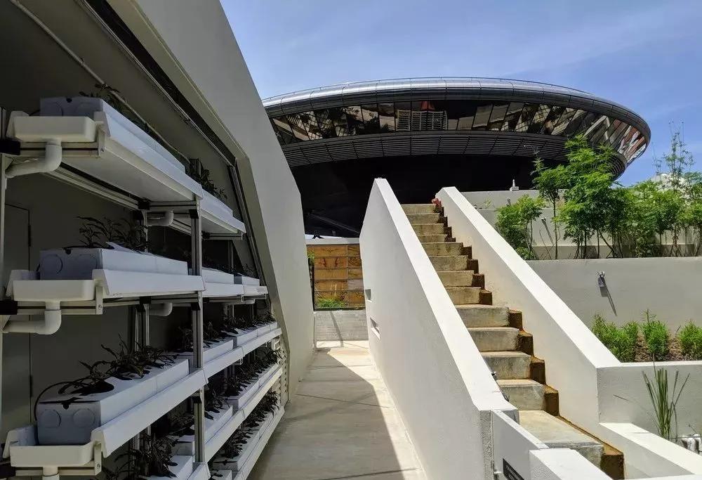 鏂板姞鍧unan璐墿涓績 (鏂板姞鍧￠粦绉戞妧璐墿涓績)