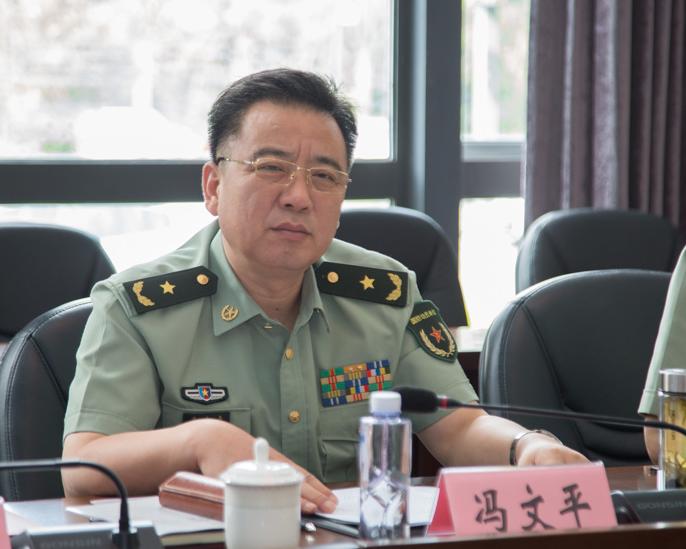 解放军省级军区司令员和*警武**总队司令员，到底谁的权力大？