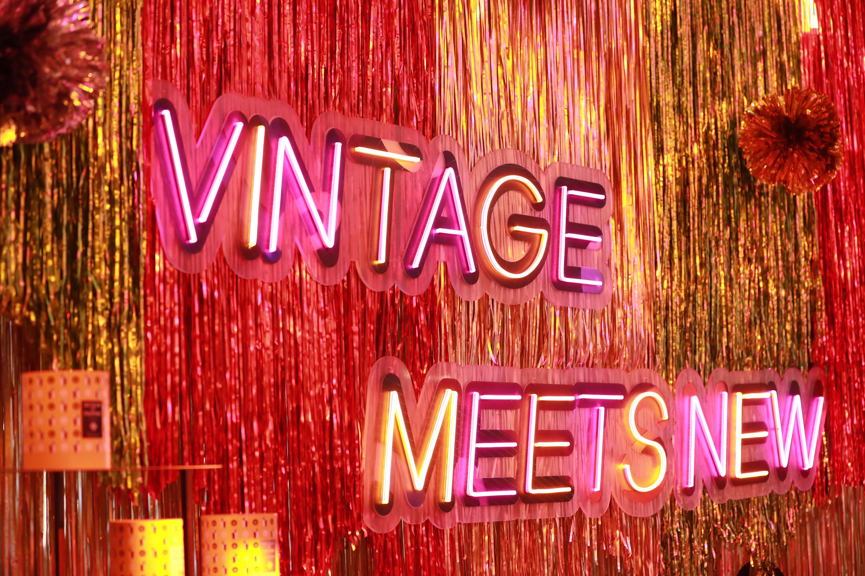 鑷存暚缁忓吀鏂板勾娲诲姩,鑷存暚缁忓吀娲诲姩