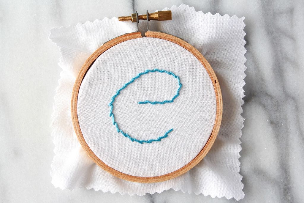 手把手教你手工刺绣最常规的方法,刺绣教程十种初学者必学手工刺绣